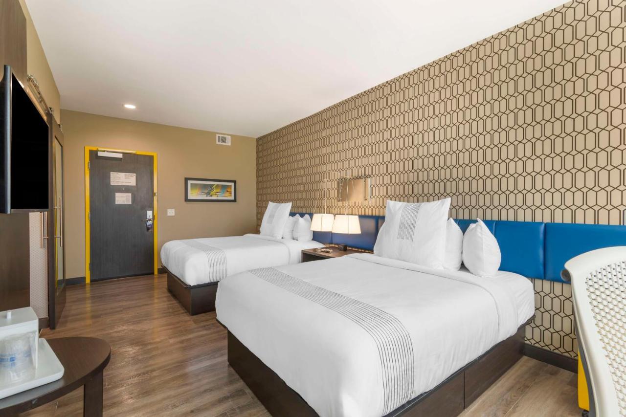 Glo Best Western Pooler - Savannah Airport Hotel エクステリア 写真