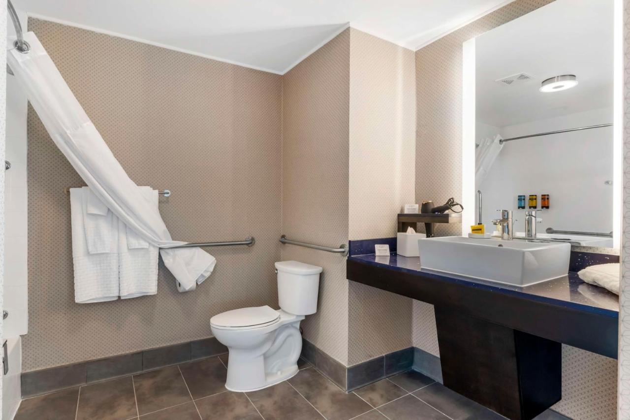 Glo Best Western Pooler - Savannah Airport Hotel エクステリア 写真